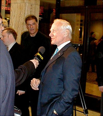 Photo of astronaut Buzz Aldrin at Apollo 17 anniversary banquet.