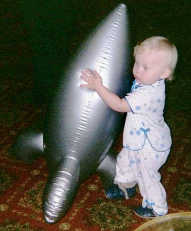 Little girl with rocket at LosCon 2005